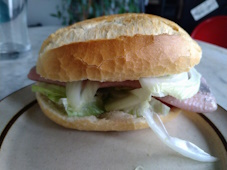 Matjesbrötchen Matjesbrötchen